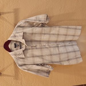 Mens short sleeved button down shirt